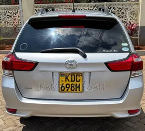 Toyota Corolla Fielder 2015 Silver