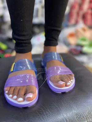Comfy Slides