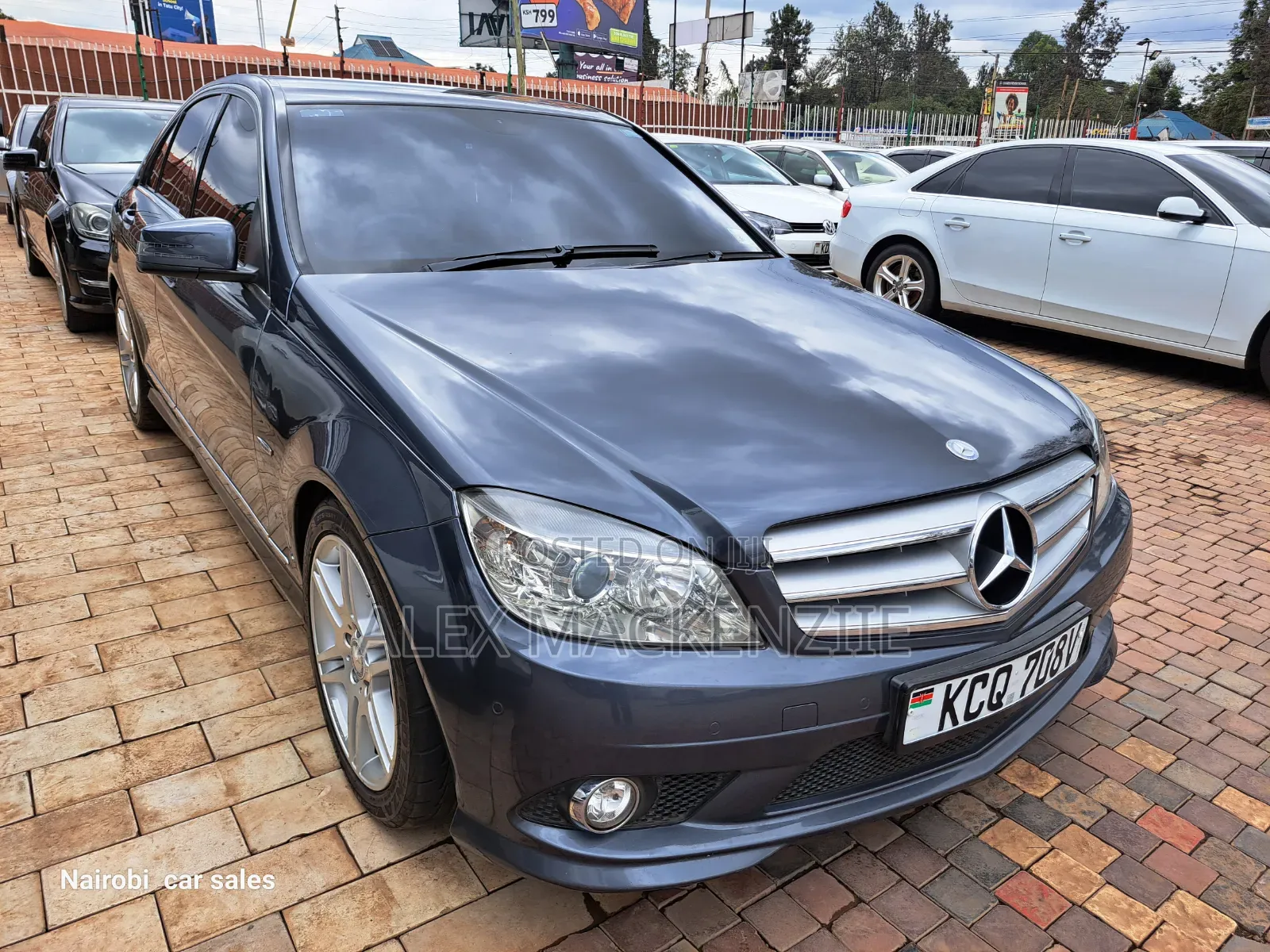 Mercedes-Benz C180 2011 Gray