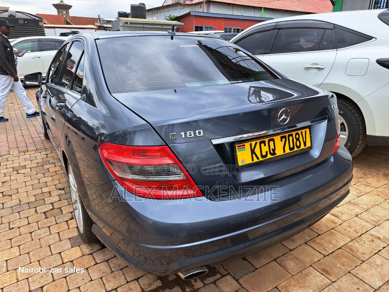Mercedes-Benz C180 2011 Gray