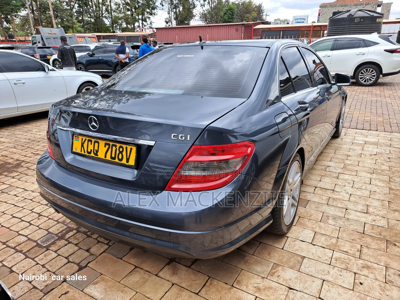 Mercedes-Benz C180 2011 Gray