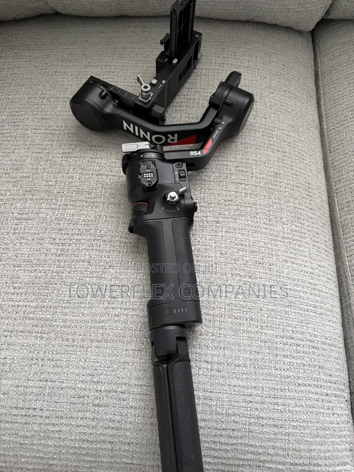 DJI RS4 Gimbal Stabilizer