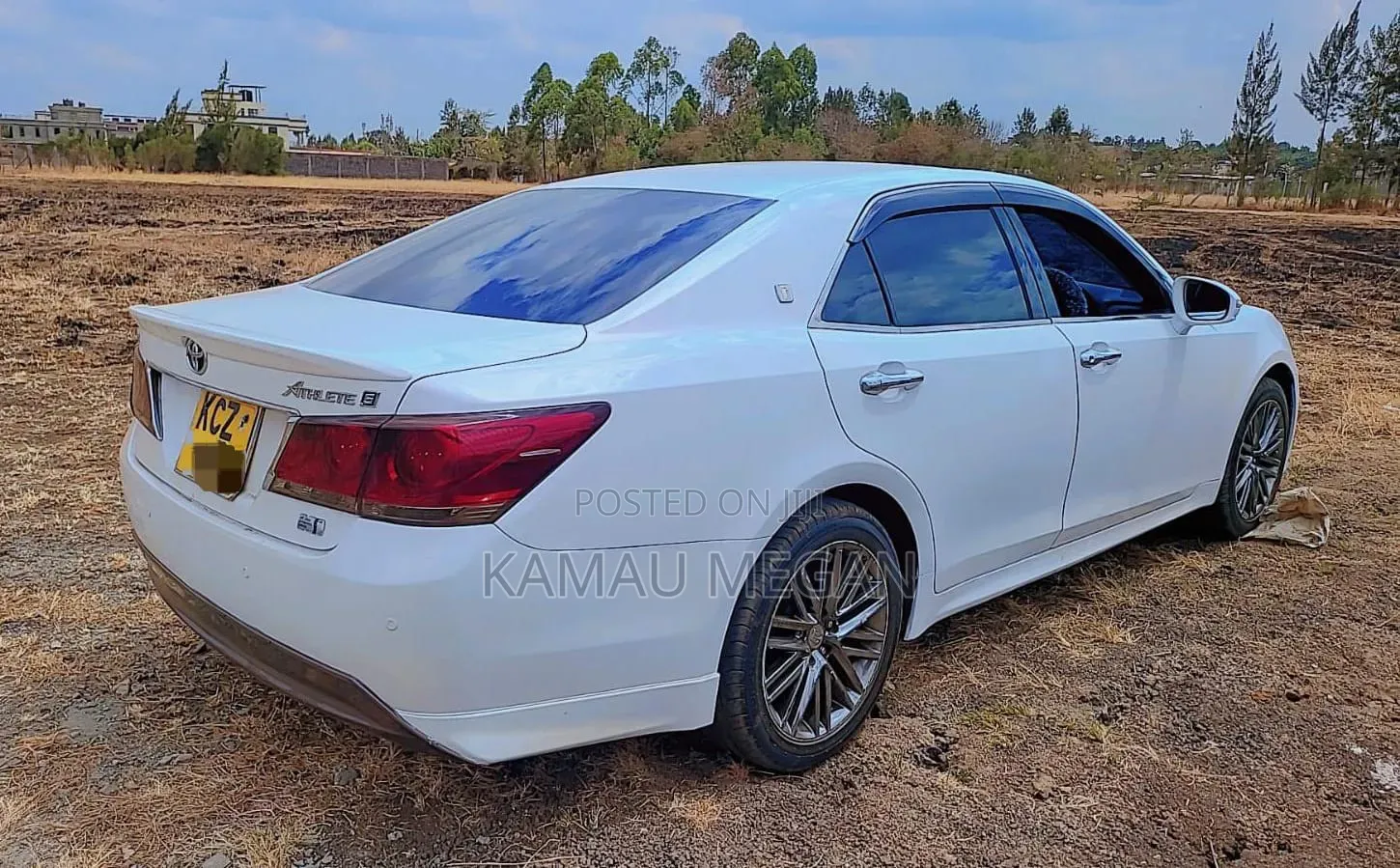Toyota Crown 2013 White