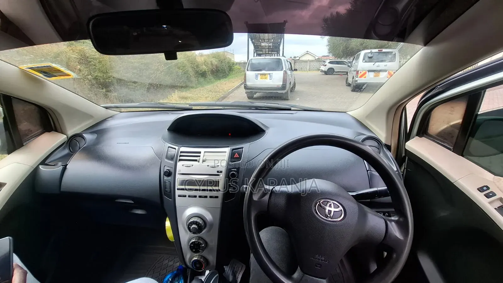 Toyota Vitz 2008 Green