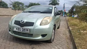 Toyota Vitz 2008 Green