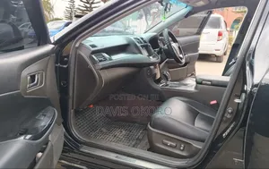 Toyota Crown 2008 Black