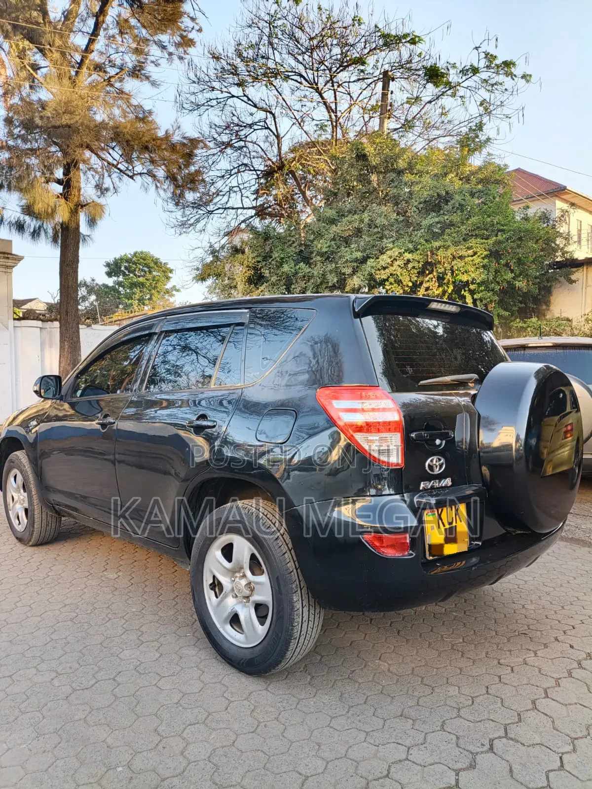 Toyota RAV4 2010 Matt Black