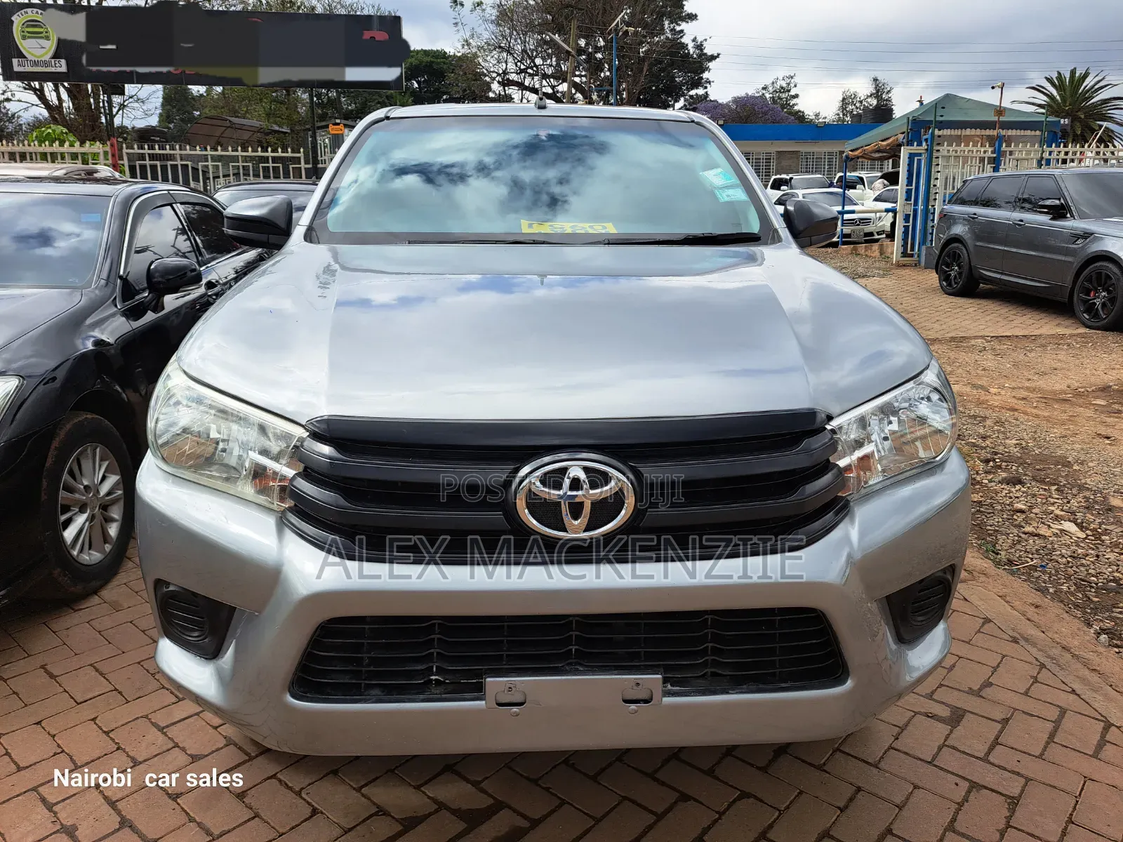 Toyota Hilux 2019 Silver