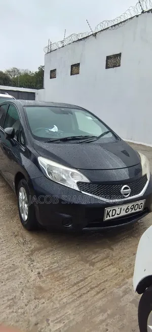 Nissan Note 2016 Black