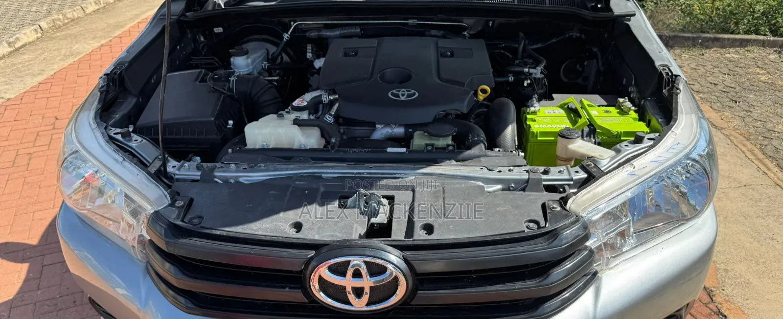 Toyota Hilux 2019 Silver