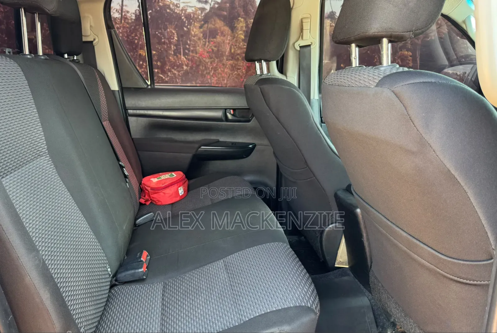 Toyota Hilux 2019 Silver