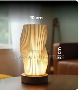 Wavy Table Lamp