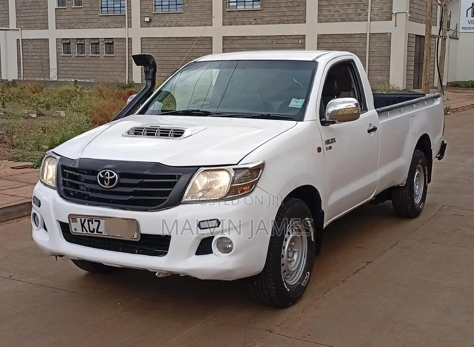 Toyota Hilux 2014 White