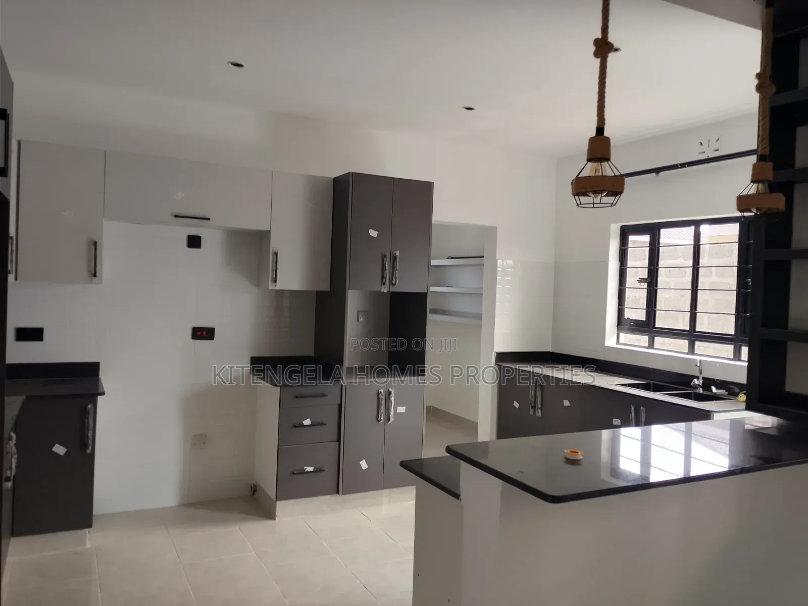 3bdrm Bungalow in Kitengela for sale
