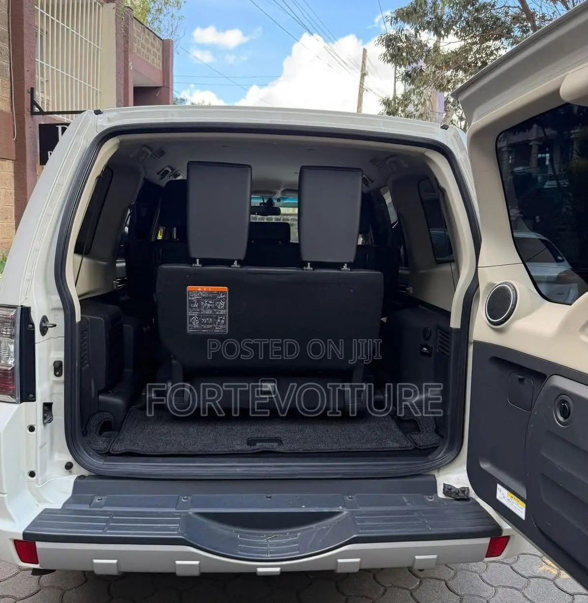 Mitsubishi Pajero 2019 White