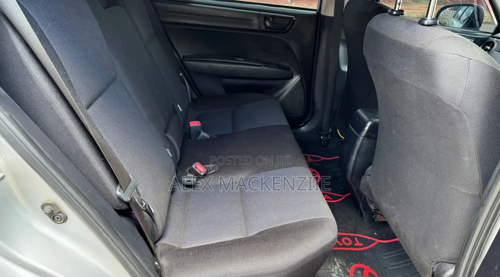Toyota Corolla Fielder 2015 Silver