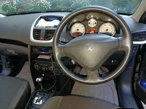 Peugeot 207 CC 1.6 VTi 2010 Blue