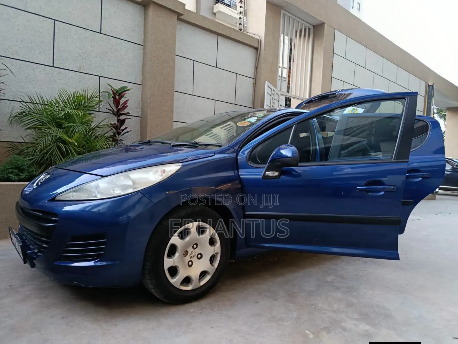 Peugeot 207 CC 1.6 VTi 2010 Blue