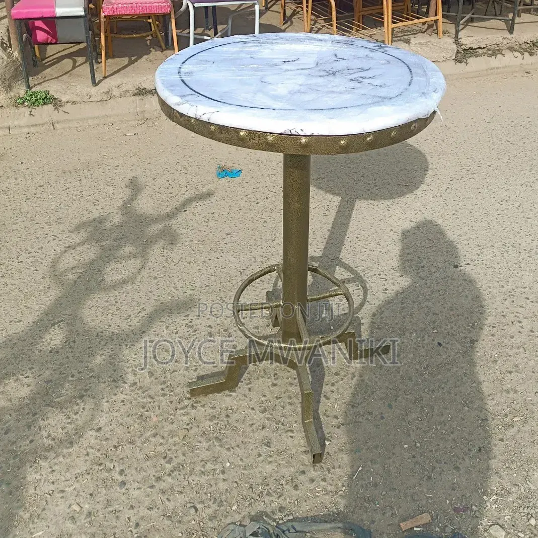 Restaurant High Bar Epoxy Round Table 