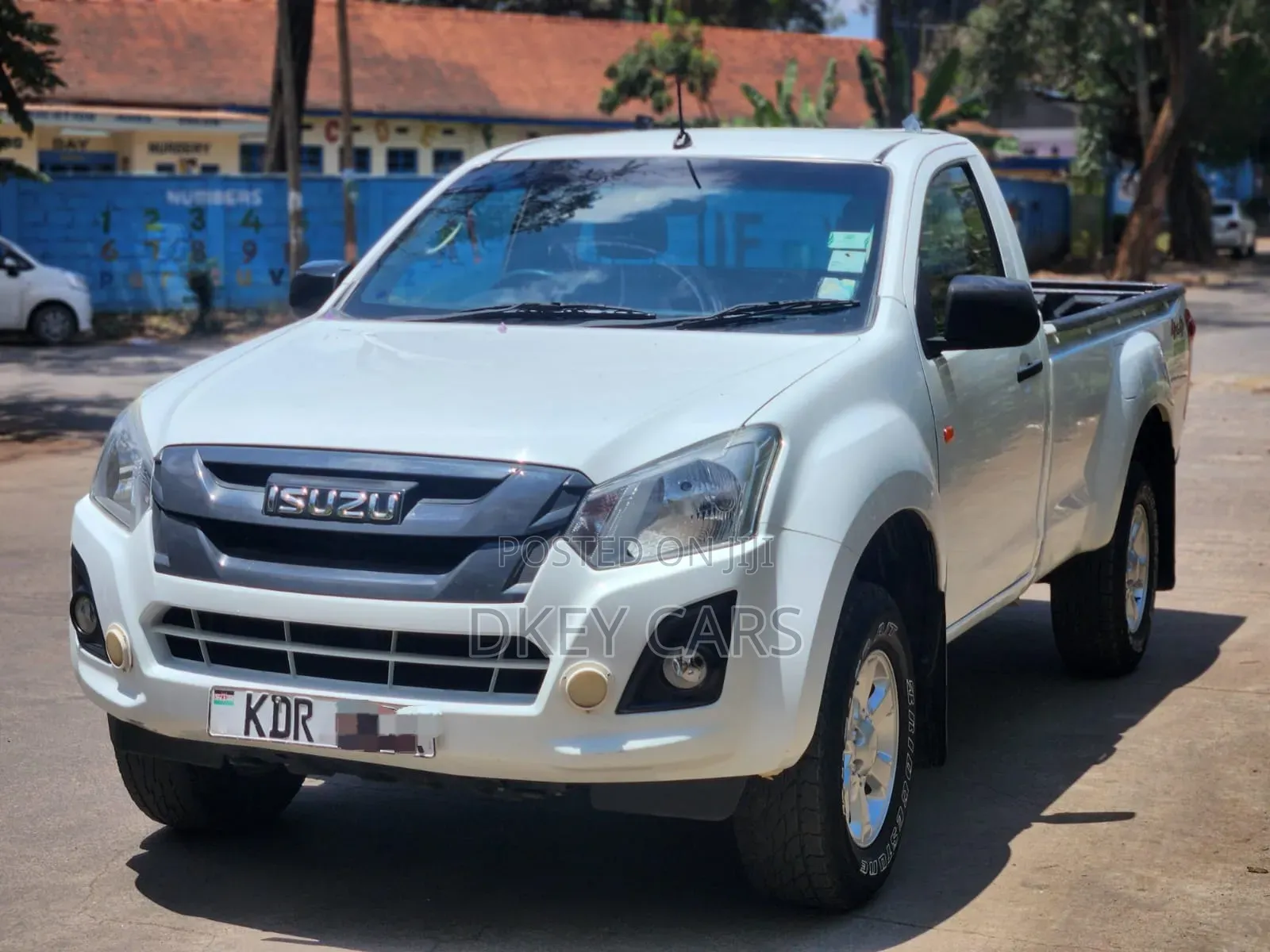 Isuzu D-MAX 2024 White