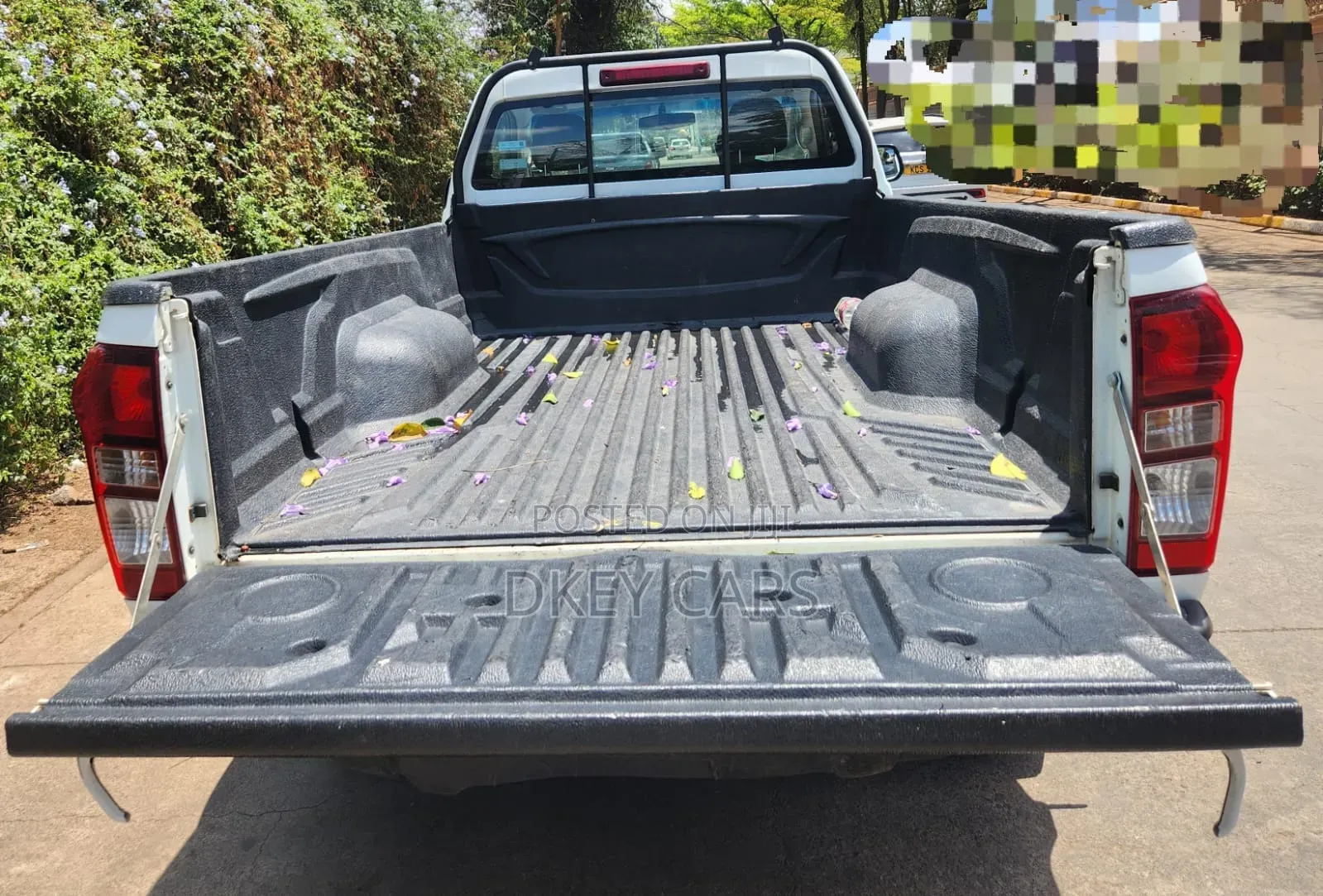 Isuzu D-MAX 2024 White