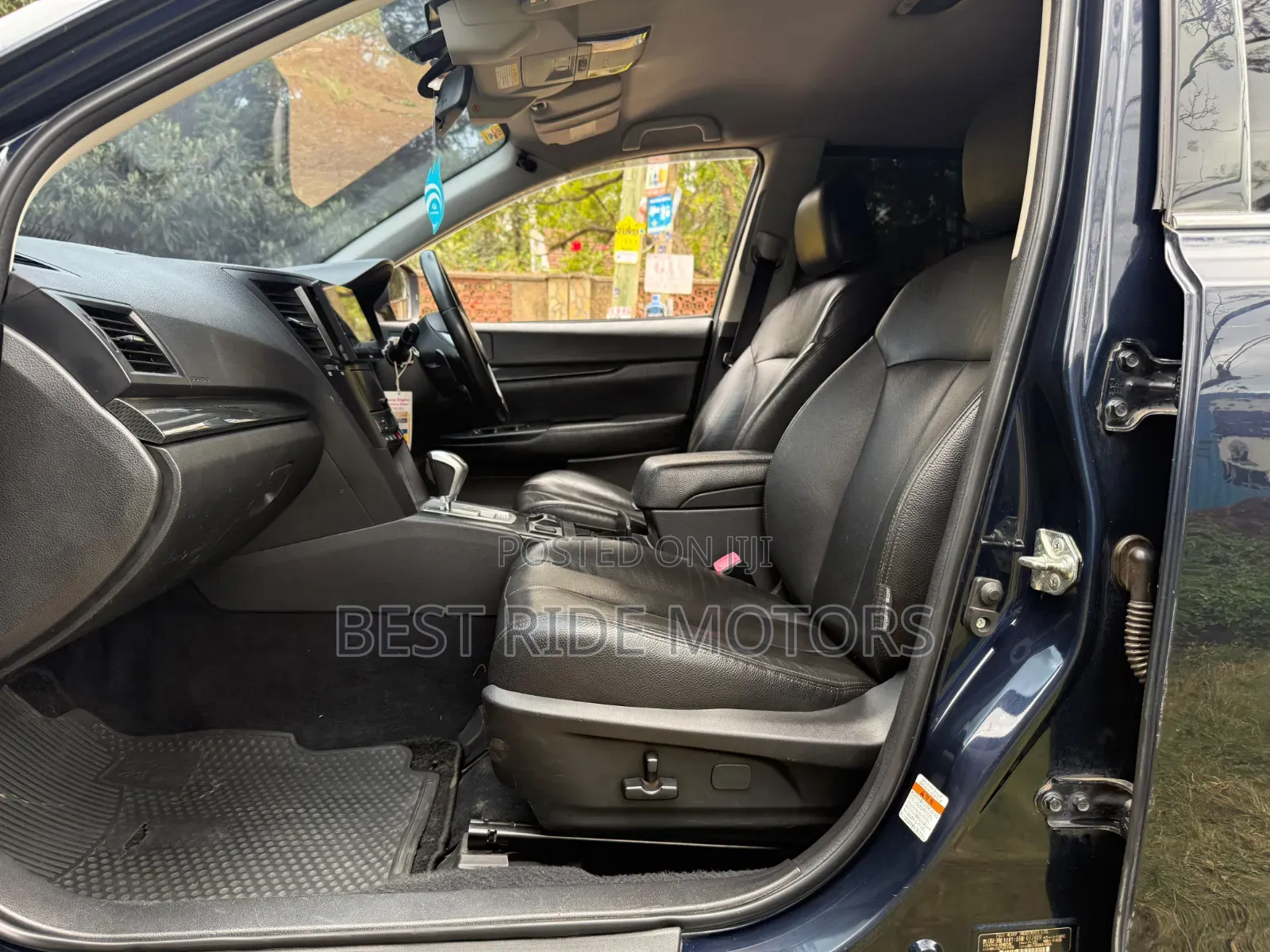 Subaru Outback 2012 Black