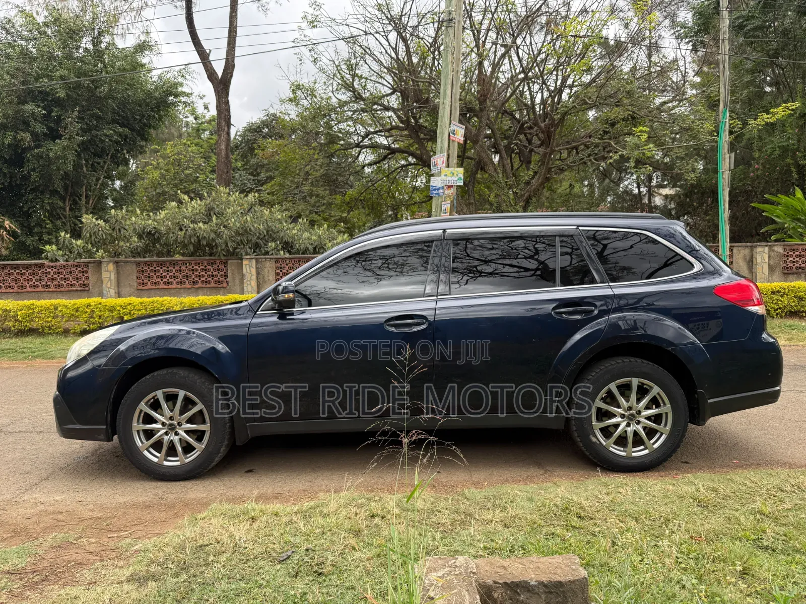 Subaru Outback 2012 Black