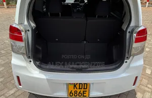 Toyota Spade 2014 White