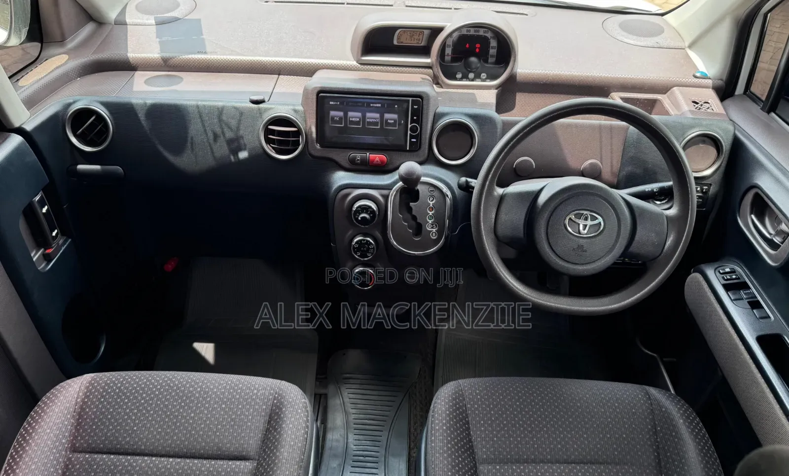 Toyota Spade 2014 White