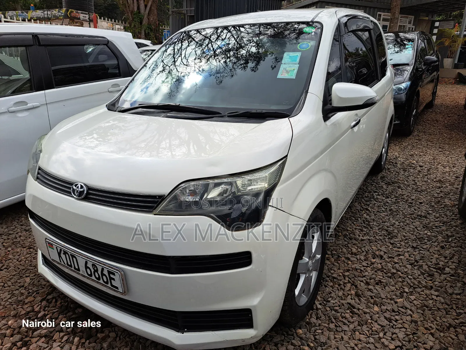 Toyota Spade 2014 White