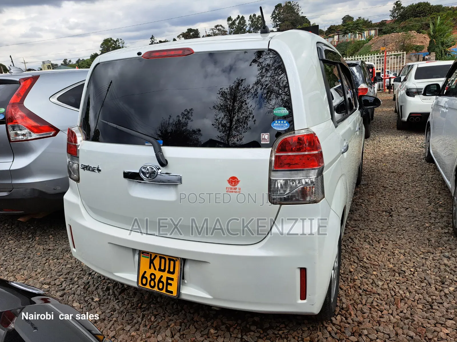 Toyota Spade 2014 White