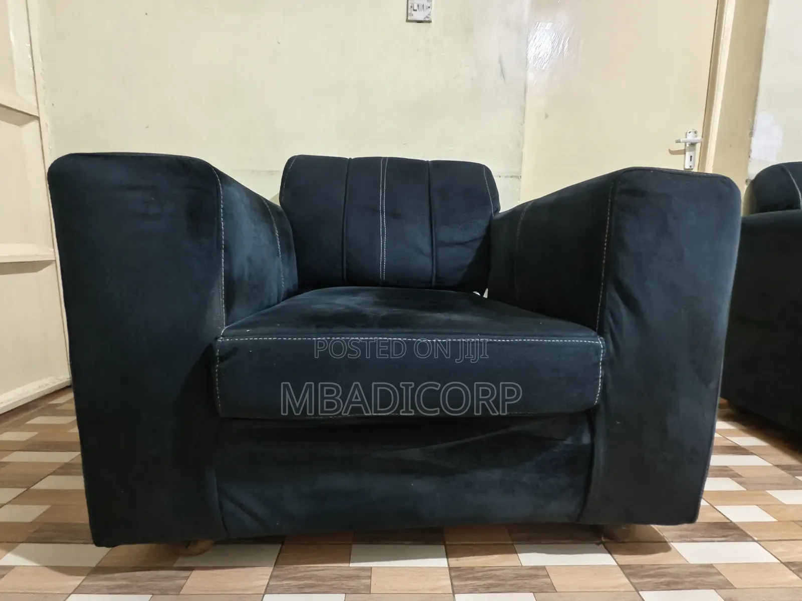 Elegant 5-Seater Navy Blue Sofa Set – Clean Comfortable