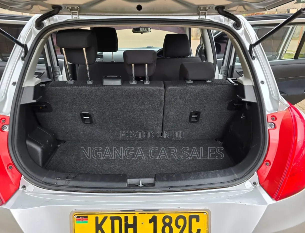 Suzuki Swift 2014 Silver