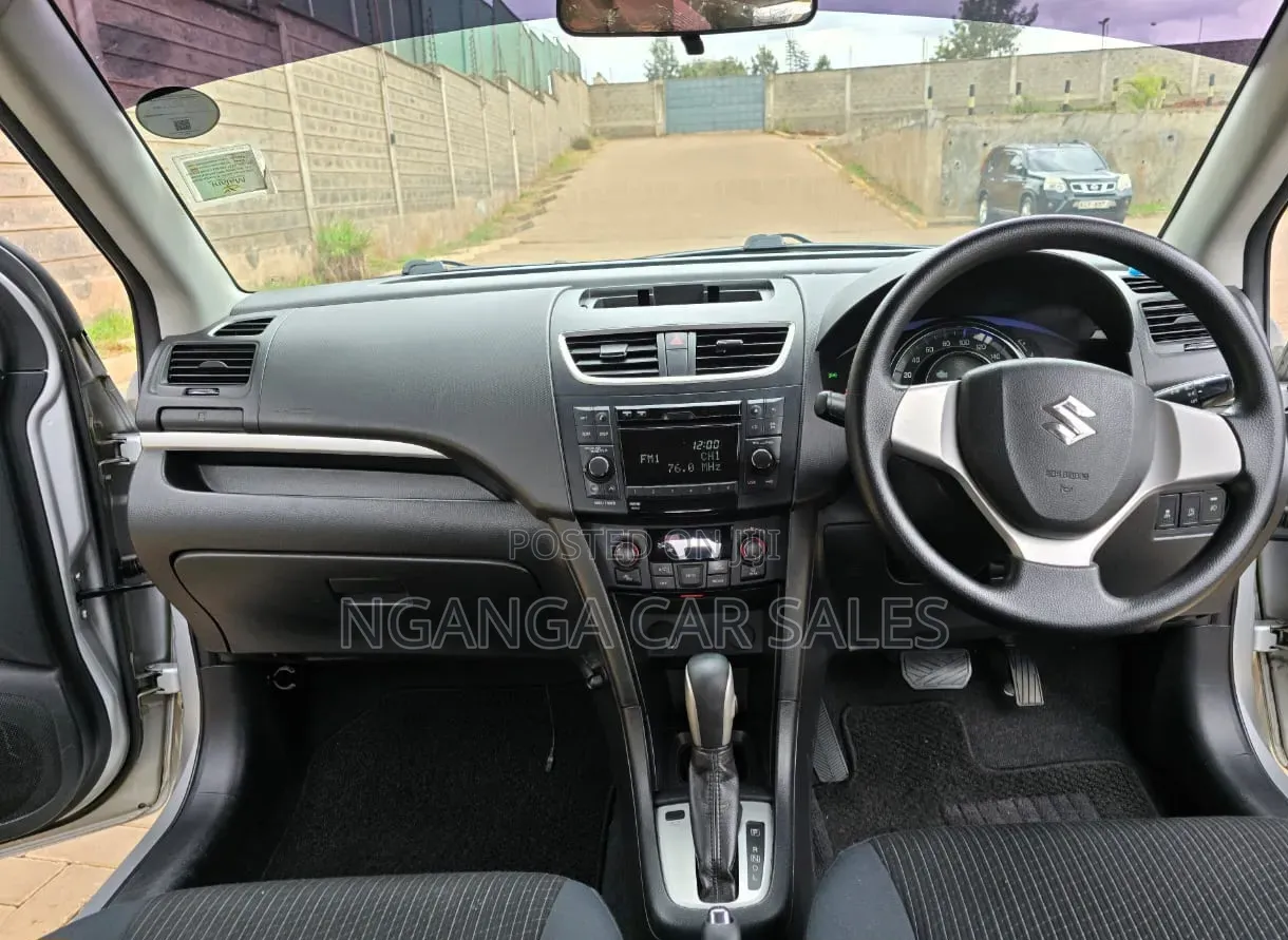 Suzuki Swift 2014 Silver