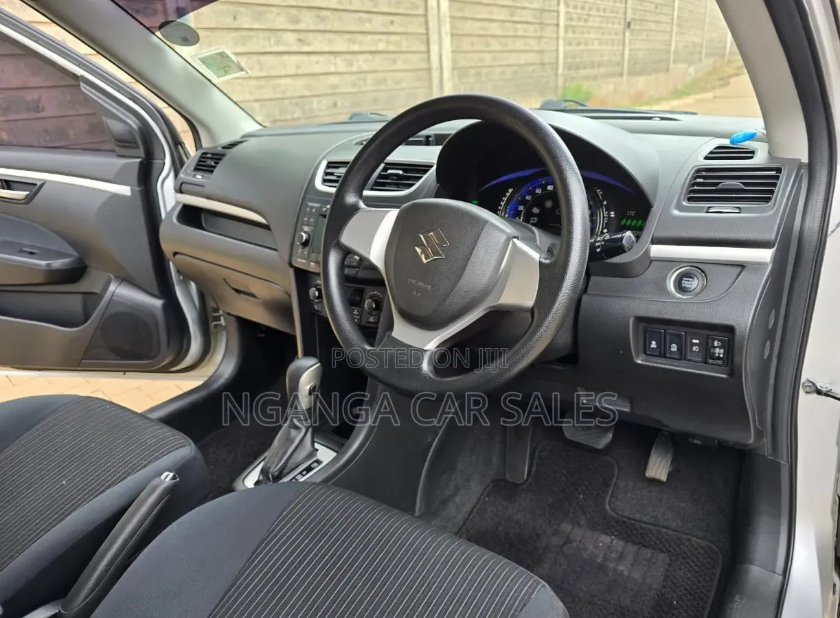 Suzuki Swift 2014 Silver