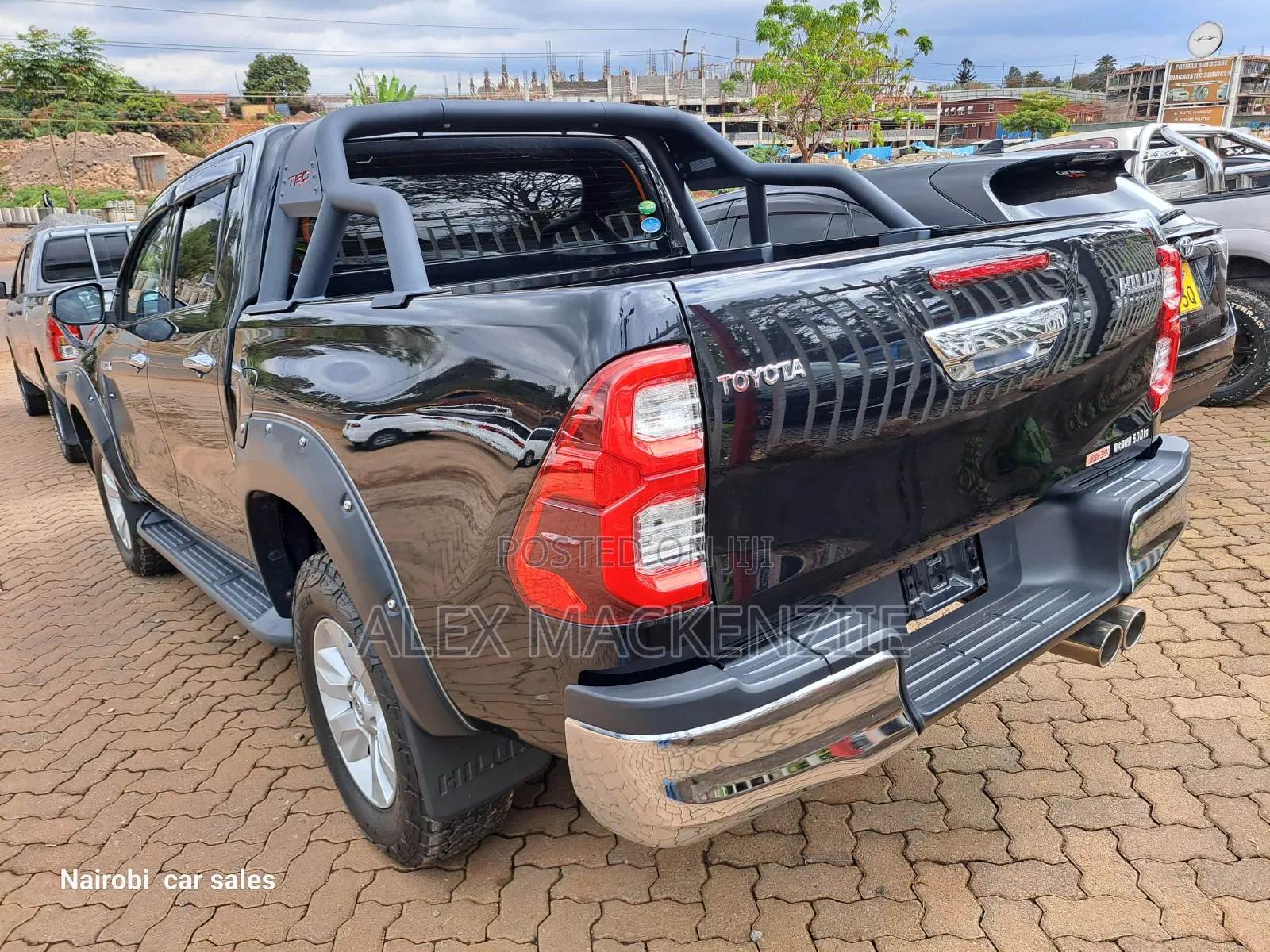 Toyota Hilux 2019 Black
