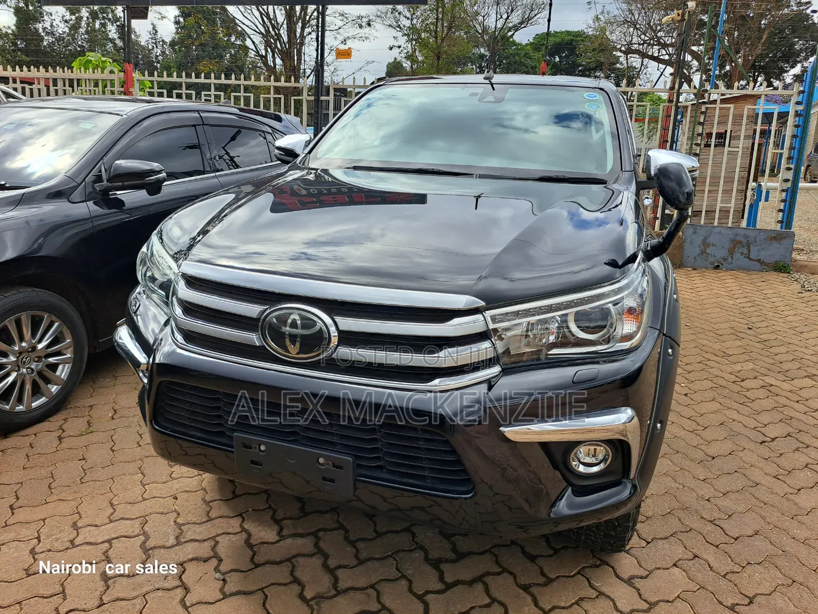 Toyota Hilux 2019 Black