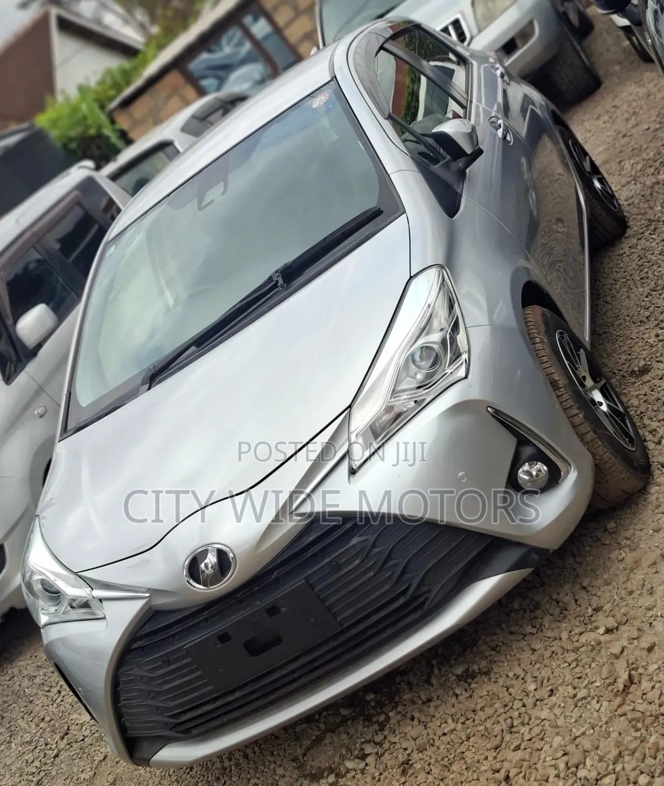 Toyota Vitz 2019 Silver