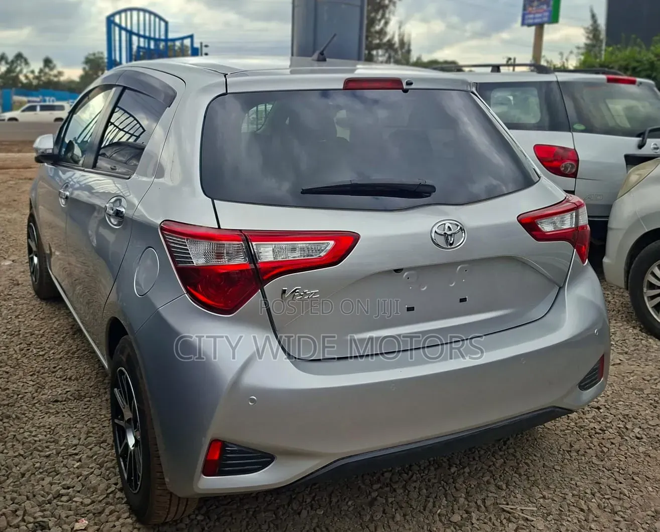 Toyota Vitz 2019 Silver