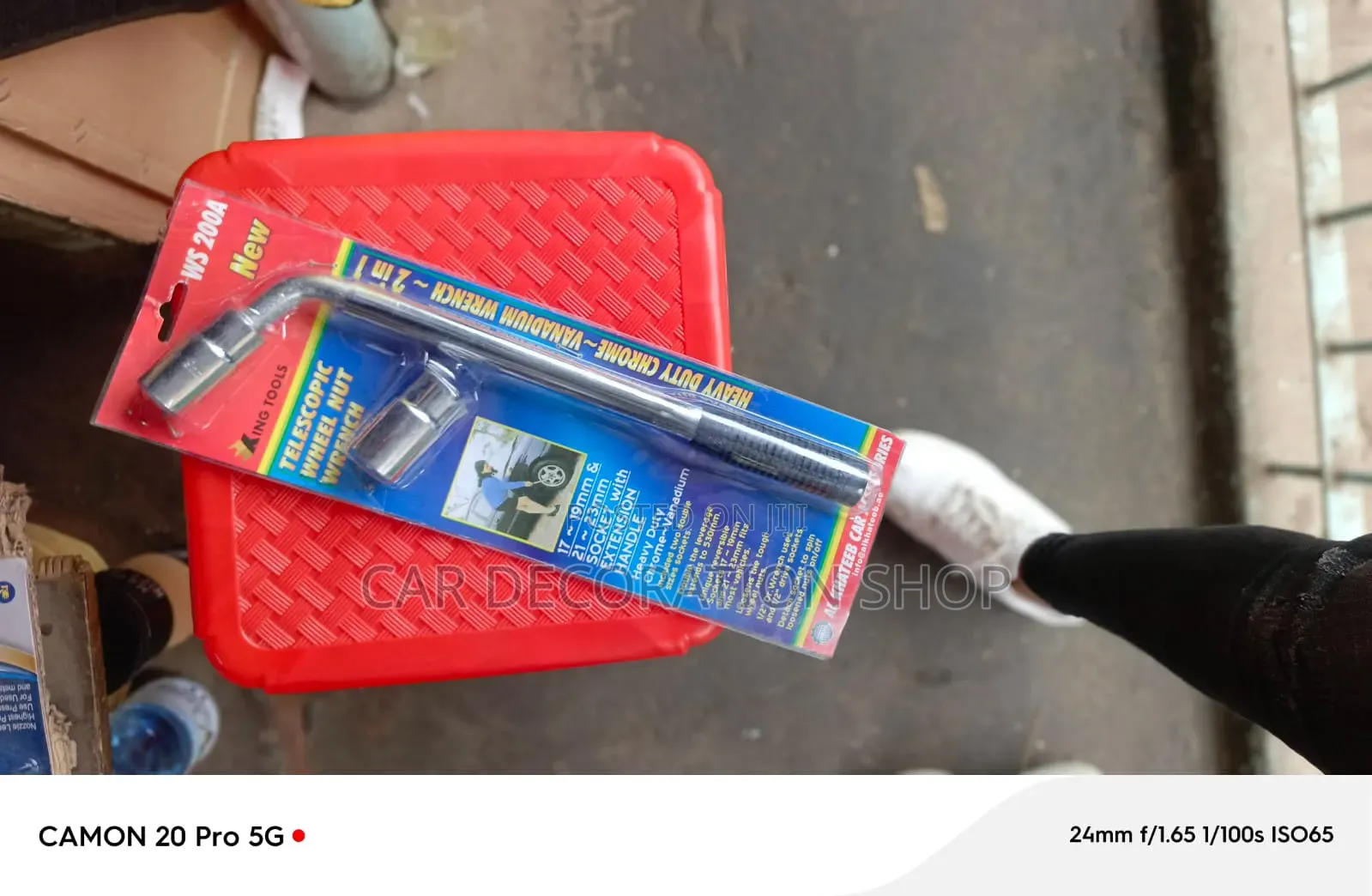Extendable L Type Telescopic Wheel Nut Wrench for Tightening or Loosen