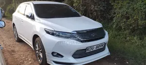 Toyota Harrier 2.0 2015 White