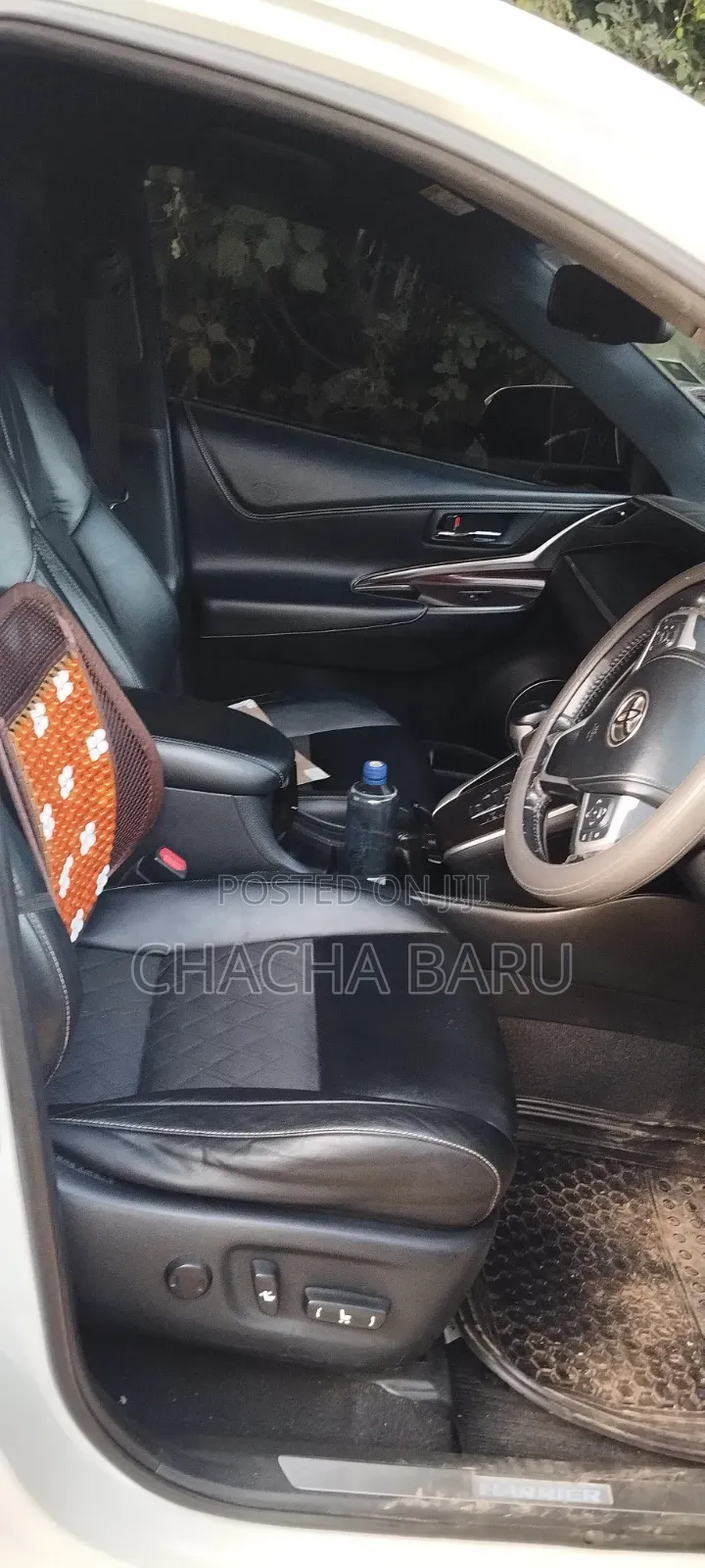 Toyota Harrier 2.0 2015 White