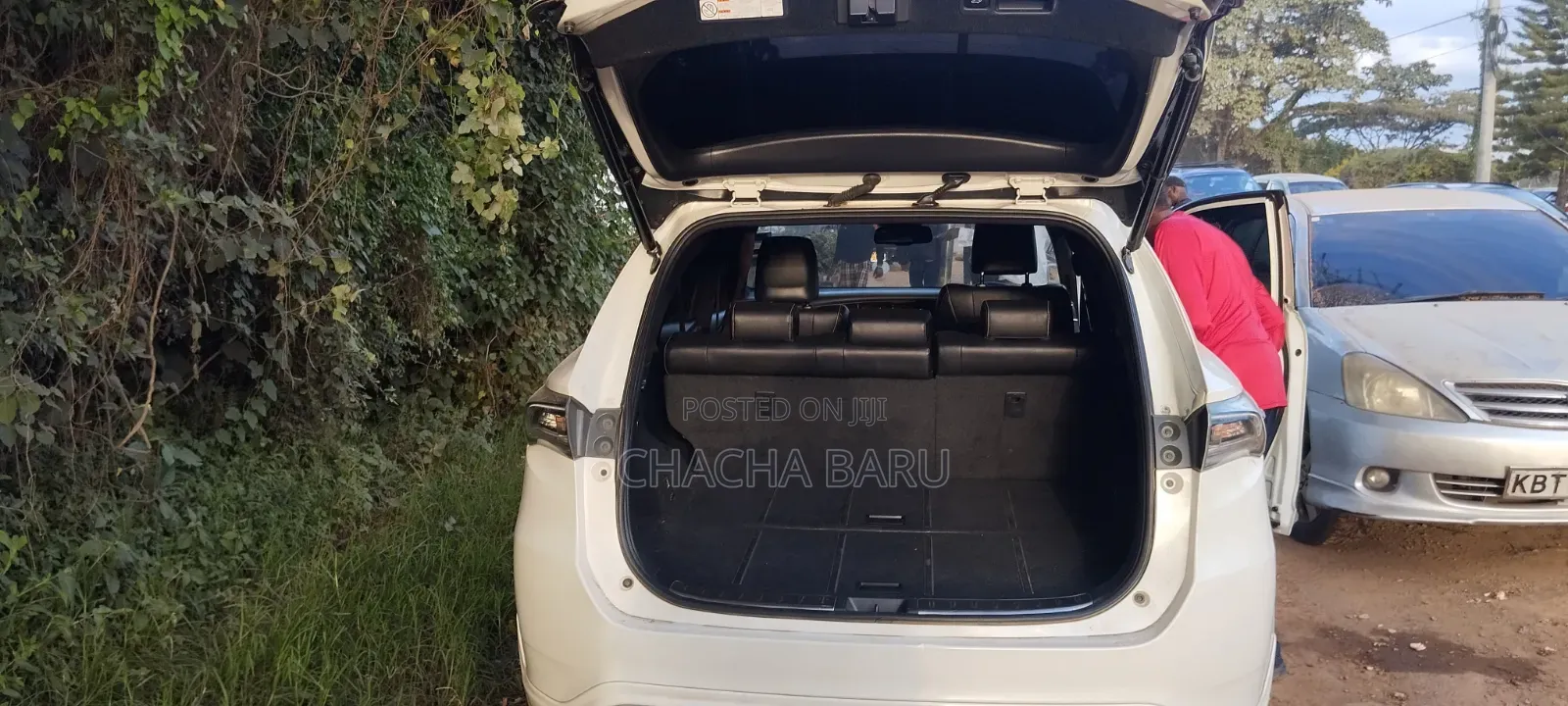 Toyota Harrier 2.0 2015 White