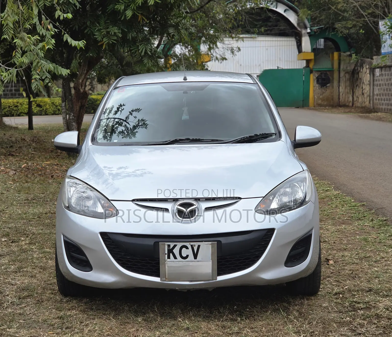 Mazda Demio 2012 Silver