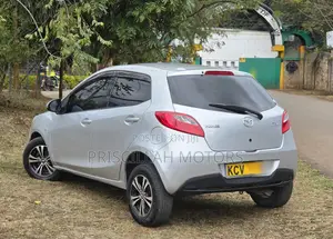 Mazda Demio 2012 Silver