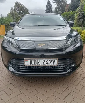 Toyota Harrier 2.0 4WD 2017