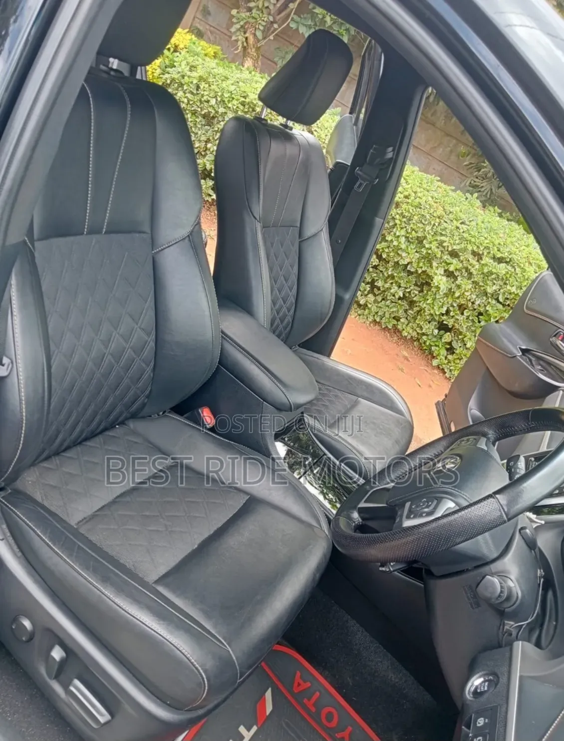 Toyota Harrier 2.0 4WD 2017