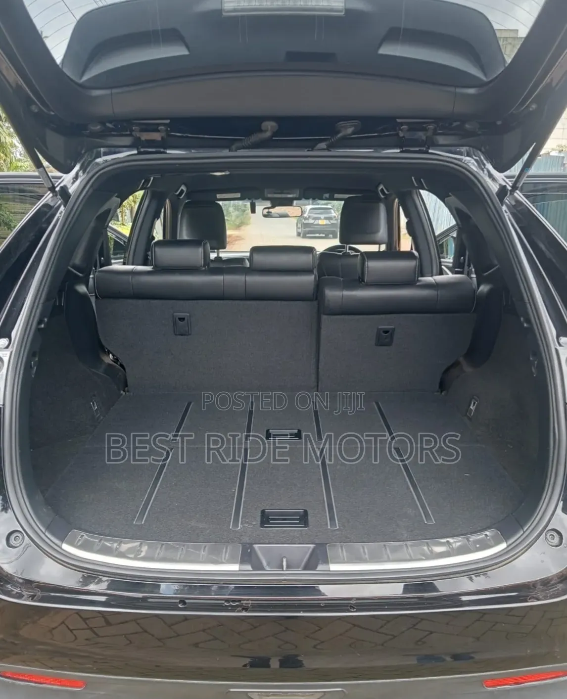 Toyota Harrier 2.0 4WD 2017