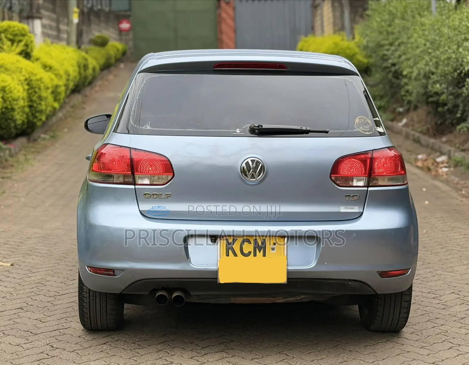 Volkswagen Golf 2010 Blue