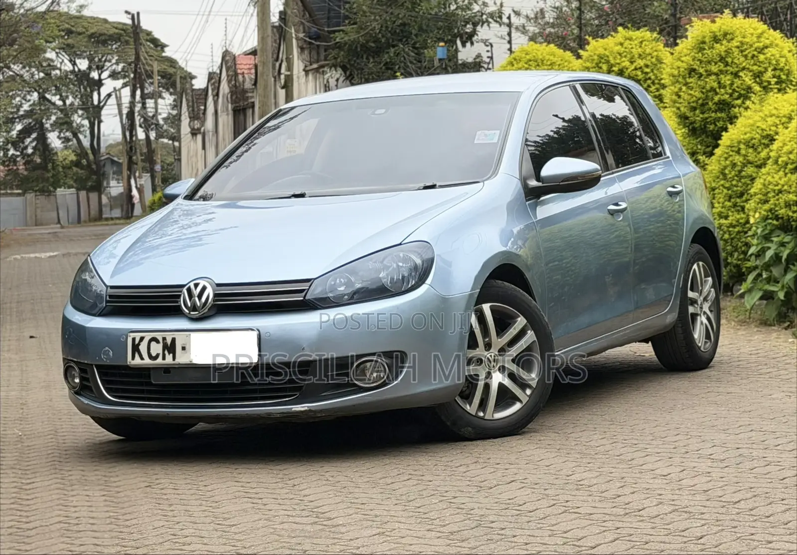 Volkswagen Golf 2010 Blue